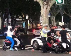 石家庄骑电车爆料视频最新,最新爆料视频揭示惊险瞬间